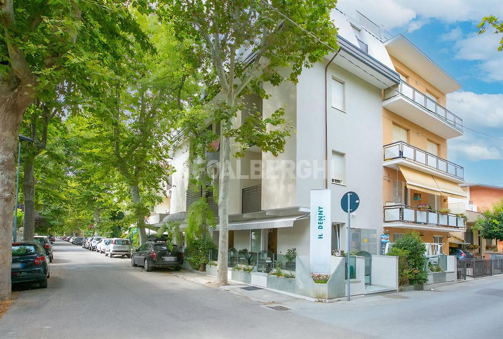 Albergo Villa Denny リミニ エクステリア 写真